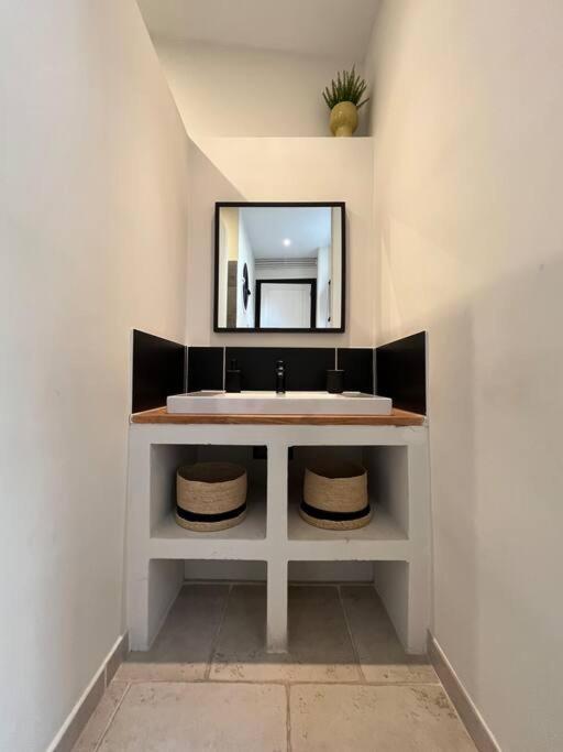Appartement Au Coeur De Кан Екстериор снимка